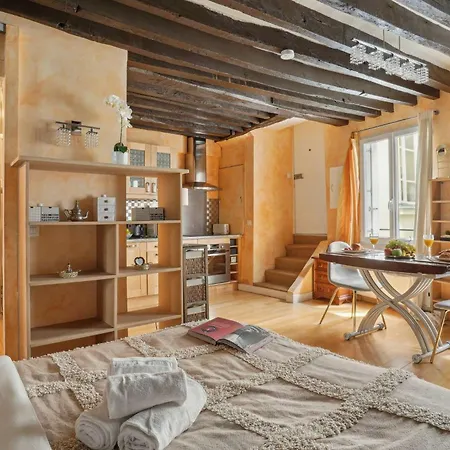 Apartment Le Marais & Pompidou - Cityapartmentstay *